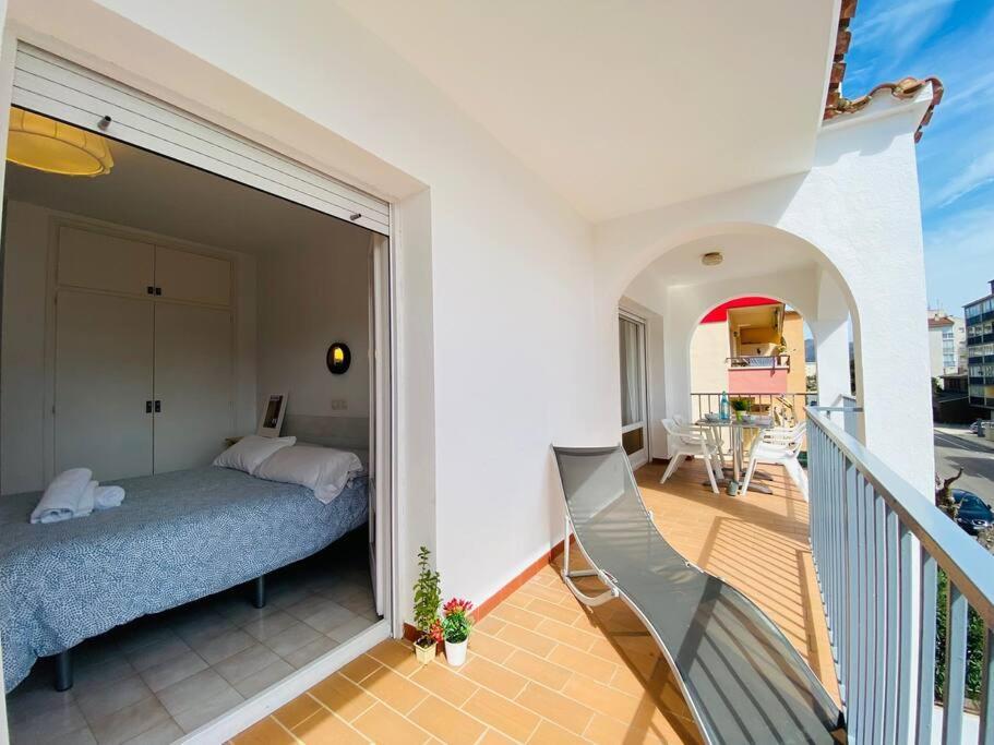 Apartamentos Aquarium Roses Eksteriør bilde