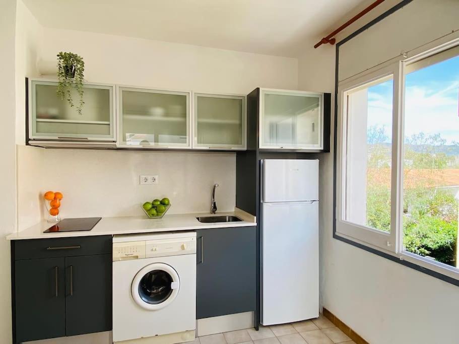 Apartamentos Aquarium Roses Eksteriør bilde
